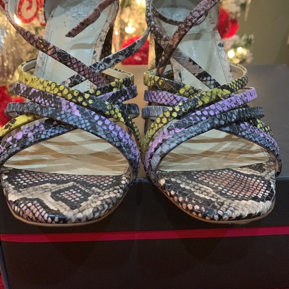 Vince Camuto Heels - Picture 3 of 5